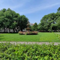 Photo taken at Park na náměstí 14. října (2. část: s Medvědí fontánou) by Katarína on 7/5/2022