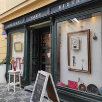 Foto tirada no(a) Artisan Café Bistrot por Katarína em 3/5/2023