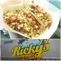 Photo taken at Ricky&amp;#39;s Fish Tacos by H.C. @. on 1/11/2015