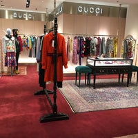 Photo taken at Gucci by Rasha🏇🏻 on 5/4/2017
