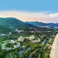 Das Foto wurde bei Phuket Arcadia Resort &amp;amp; Spa von Phuket Arcadia Resort &amp;amp; Spa am 12/2/2021 aufgenommen