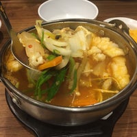 Photo taken at 아리랑 Shogun Korean / Japanese / Thai Restaurant by Lodwyk D. on 9/6/2015