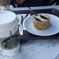 Photo taken at Starbucks by 💛sultan D. on 5/31/2018