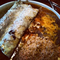 Photo prise au Nuevo Mexico Restaurant par Jim M. le10/22/2012