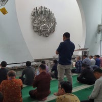 Photo taken at Masjid Sahid Nurul Iman by Harris ه. on 10/6/2022