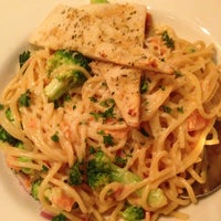 รูปภาพถ่ายที่ Amici Italian Cafe โดย Jennifer S. เมื่อ 12/7/2012