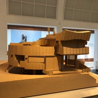 Foto diambil di Deutsches Architekturmuseum (DAM) oleh Glen D. pada 12/29/2017