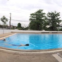Photo taken at สระว่ายน้ำหมู่บ้านชวนชื่น พัฒนาการ 57 by Nut101 J. on 6/25/2014