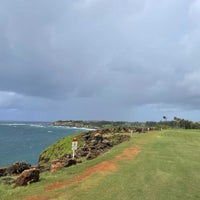 รูปภาพถ่ายที่ Poipu Bay Golf Course โดย Mike &amp;quot;Conair&amp;quot; C. เมื่อ 4/12/2023