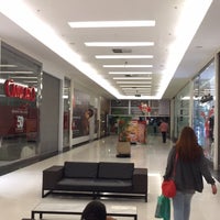 Foto diambil di Center Shopping oleh Will pada 1/19/2016