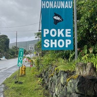 Foto tirada no(a) Honaunau Poke Shop por Suraj A. em 4/16/2023