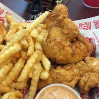 Photo taken at Raising Cane&amp;#39;s Chicken Fingers by Jane on 6/29/2017