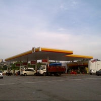 Photo taken at Shell by Anonimursi S. on 6/22/2013