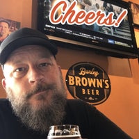Foto tirada no(a) Bier:Thirty Bottle &amp;amp; Bistro por Michael N. em 10/5/2019