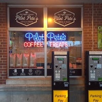 Foto diambil di Pilot Pete&amp;#39;s Coffee &amp;amp; Treats oleh Pilot Pete&amp;#39;s Coffee &amp;amp; Treats pada 8/8/2017