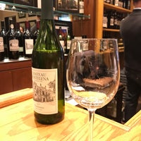 Photo taken at Chateau Montelena Tasting Room by Marc E. on 5/20/2018