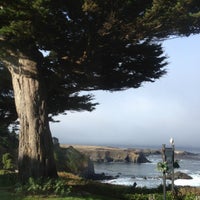 Photo taken at Agate Cove Inn by Miss K. on 10/7/2012