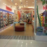 havaianas mid valley