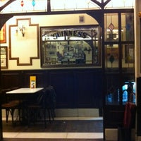 รูปภาพถ่ายที่ Irish Pub Dublin โดย David L. เมื่อ 11/9/2012