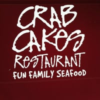 Foto tirada no(a) Crab Cakes Restaurant por Steve M. em 2/20/2013