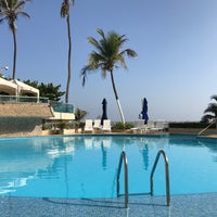 Photo taken at Hotel Dann Cartagena by Elias R. on 5/28/2017