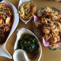 Dapur Siam Tanjung Malim Photo Taken At Dapur Siam Tanjung Malim By Mїєяa A On 2 21