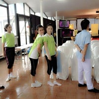 Photo taken at โรงเรียนฝึกพนักงานโรงพยาบาลกล้วยน้ำไท by Cee ♪. on 11/20/2012