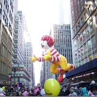 Photo taken at Macy&amp;#39;s Parade Celebrity Rehearsals by Rugi (Sebnem Shirley Arslan) on 10/25/2012