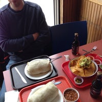 รูปภาพถ่ายที่ Buddy&amp;#39;s Burrito &amp;amp; Taco Bar โดย Wook เมื่อ 4/20/2013