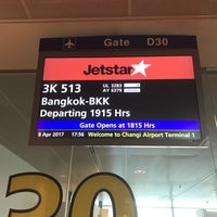 Photo taken at Gate D30 by Thatchawanon N. on 4/8/2017