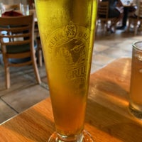 Photo taken at Oak Creek Brewery And Grill by Takeshi U. on 7/28/2023