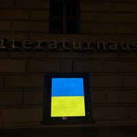 Photo taken at Literaturhaus by Matt 🏀👐🏽👌🏽 on 3/14/2022
