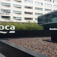 รูปภาพถ่ายที่ Roca Barcelona Gallery โดย Paulo M. เมื่อ 4/26/2013