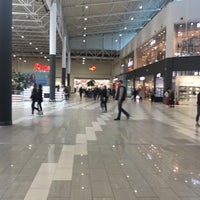 Foto scattata a MEGA Mall da Ümran A. il 10/10/2018