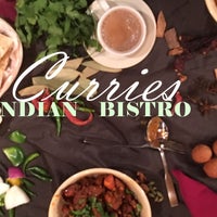 Foto scattata a Curries Indian Bistro da Curries Indian Bistro il 11/14/2016
