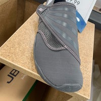 DSW Designer Shoe Warehouse - Zapatería en Chula Vista