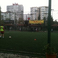 goztepe hilal spor tesisleri futbol sahasi