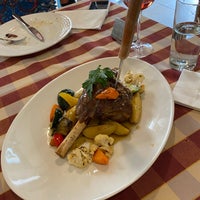 7/16/2022 tarihinde Victor D.ziyaretçi tarafından Katoi Restaurant &amp;amp; Special Events'de çekilen fotoğraf