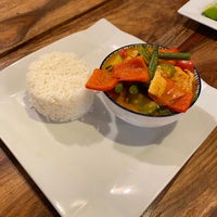 2/24/2021 tarihinde Victor D.ziyaretçi tarafından Thailandes Restaurant'de çekilen fotoğraf