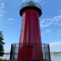 Photo taken at Little Red Lighthouse by Ringo on 8/13/2023