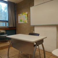 Foto tirada no(a) Escuela Nacional de Lenguas, Lingüística y Traducción (ENALLT) UNAM por yarely a. em 4/18/2018