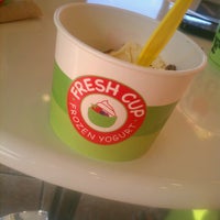 9/1/2013에 Nichole S.님이 Fresh Cup Frozen Yogurt에서 찍은 사진
