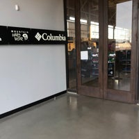 Columbia Sportswear Company Employee Store Marina Bay 1414 Harbour Way South