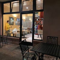 1/3/2022 tarihinde Marc G.ziyaretçi tarafından Cafe Raj'de çekilen fotoğraf