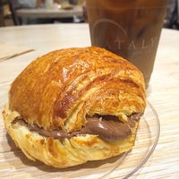 Photo taken at Nutella Bar @ Eataly by Ken on 10/7/2014