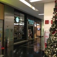 Photo taken at Starbucks by Fabio L. on 12/30/2012