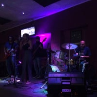 Photo taken at Refúgio Music Bar by Rê .. on 5/7/2017
