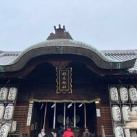 Photo taken at 柿本神社(人丸さん) by 1101 on 1/3/2024