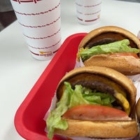 Photo taken at In-N-Out Burger by سعود ♚ on 5/7/2024
