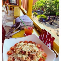 3/17/2019 tarihinde Helen M.ziyaretçi tarafından El Balcón Eat Drink Love'de çekilen fotoğraf